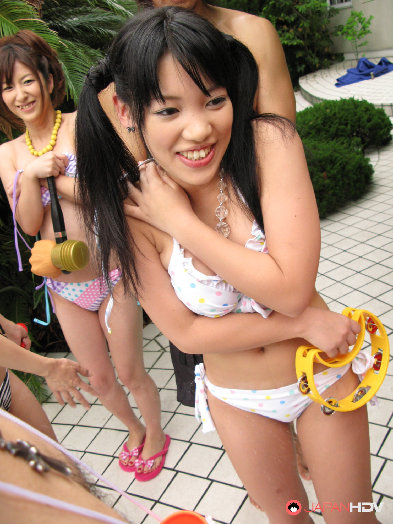 Really sexy Japanese pool party