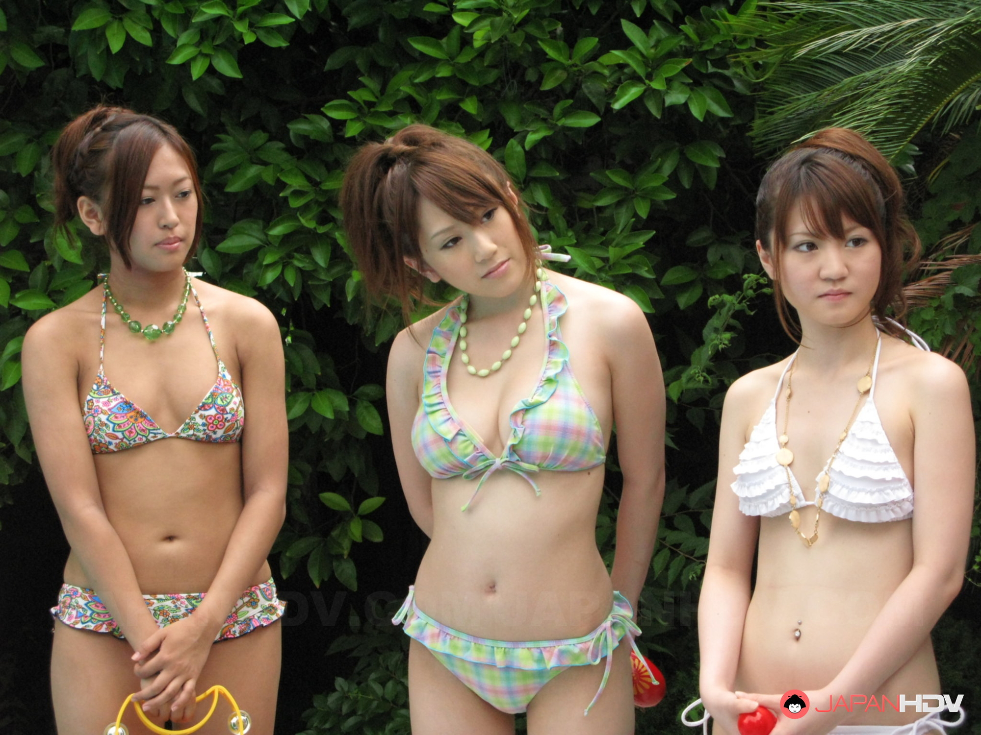 2000px x 1500px - Really sexy Japanese pool party